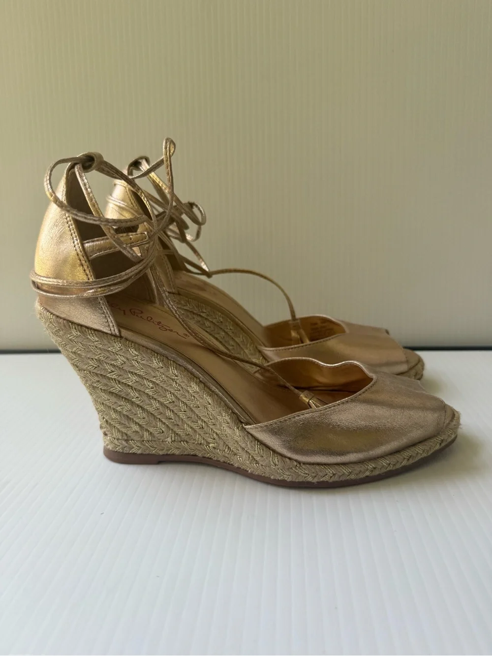 Lilly Pulitzer Women’s Metallic Gold Wedge Sandals with Ankle Tie Size 8M